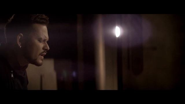 Новое видео: Анюта Славская и Макс Лоренс - Лунная дорога (Официальное видео)
