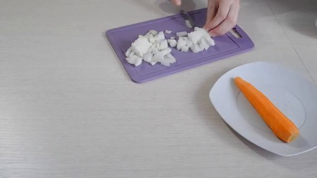 ДВА очень простых и вкусных салата из фасоли на скорую руку