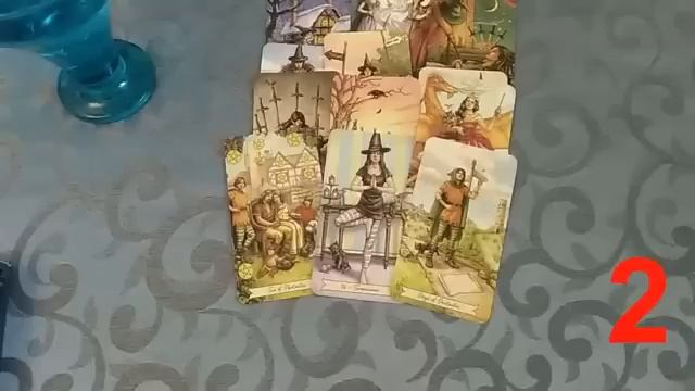 ТАРО ♥️♥️♥️ Что он думает о вас сейчас_