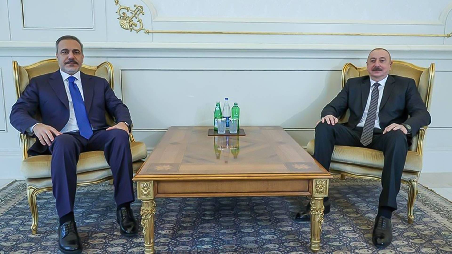 Ильхам Алиев принял министра иностранных дел Турции Хакана Фидана