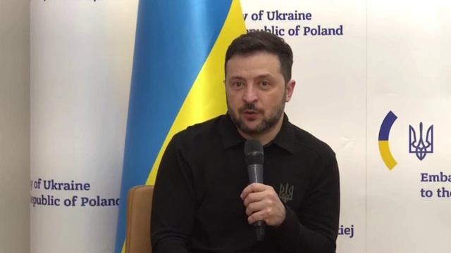 🇺🇦 Зеленский: "Нужно открутить голову всем политикам, которые решили задуматься о выборах, и это ф