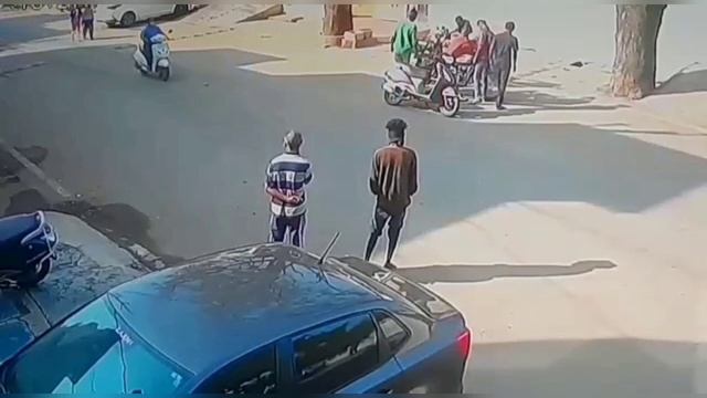 Bike accident caught on cctv camera (had a bad fight!!🤜🤕😡