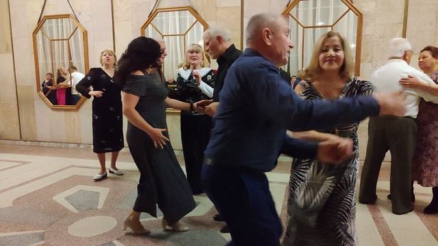 Обниму, поцелуя..... 18.01.25.