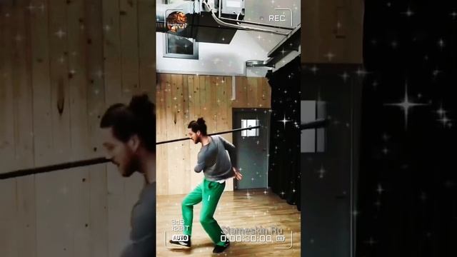 Упражнение с Шестом!🤔👍.mp4