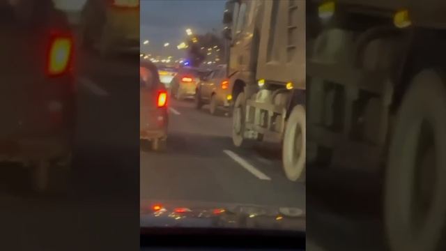🚗Из-за ДТП на ЮВХ сильно затруднено движение🚗
