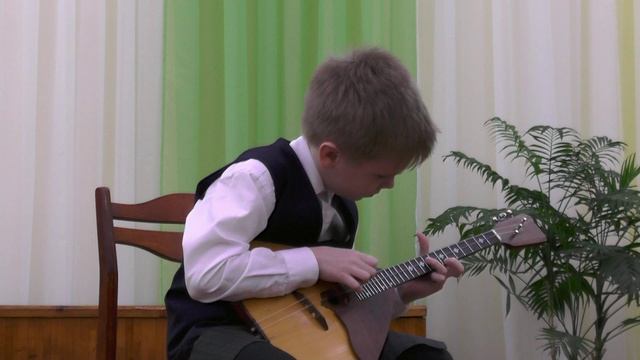 Отгон Иван (балалайка) - Вальс - К.М.Вебер, преподаватель Царенко Николай ВАсильевич