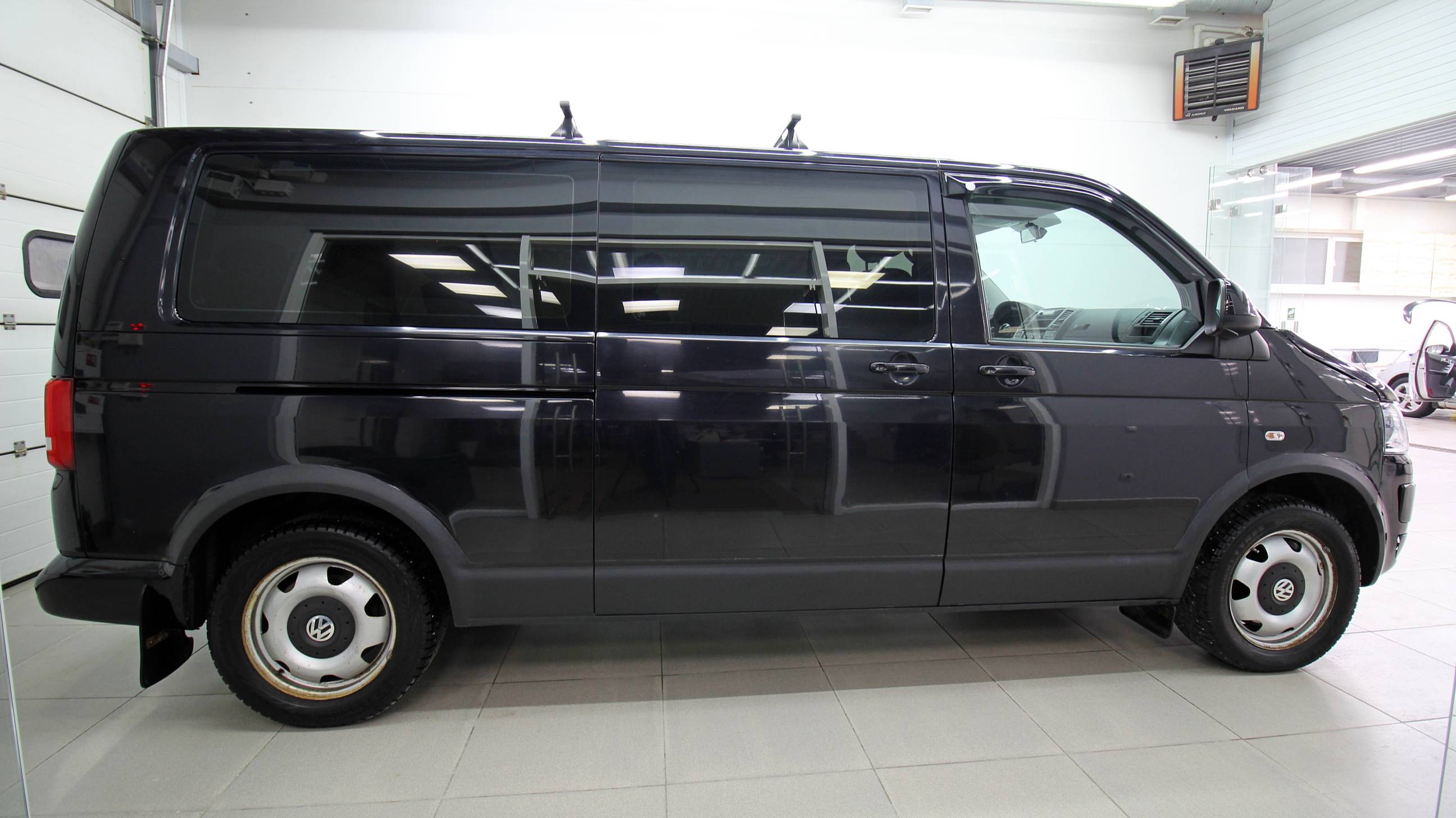 Volkswagen Caravelle 2013