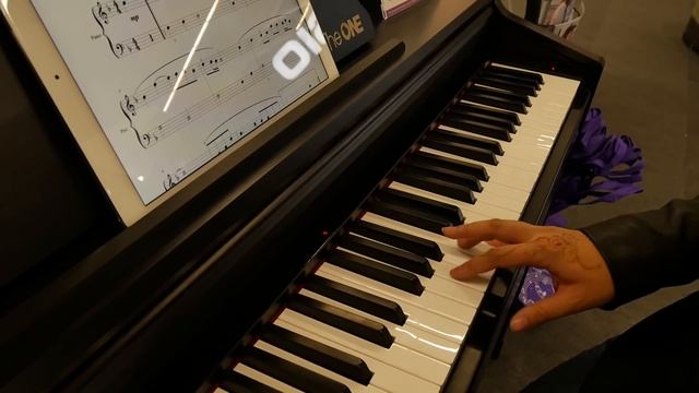 MESSE 2018: The ONE Smart Piano - A Piano That Teaches