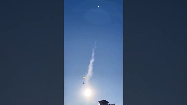 Запуск трехступенчатой водной ракеты