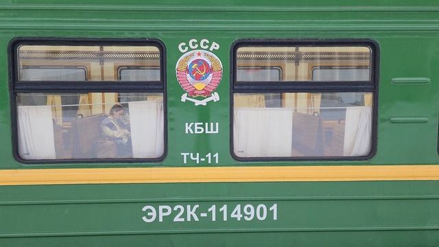 Душевные звуки компрессора электропоезда ЭР2К-1149 "Грушинский Экспресс"