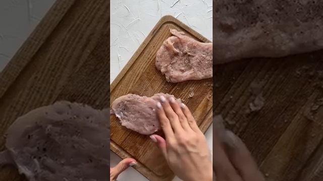 Нежная курица с ананасами в духовке