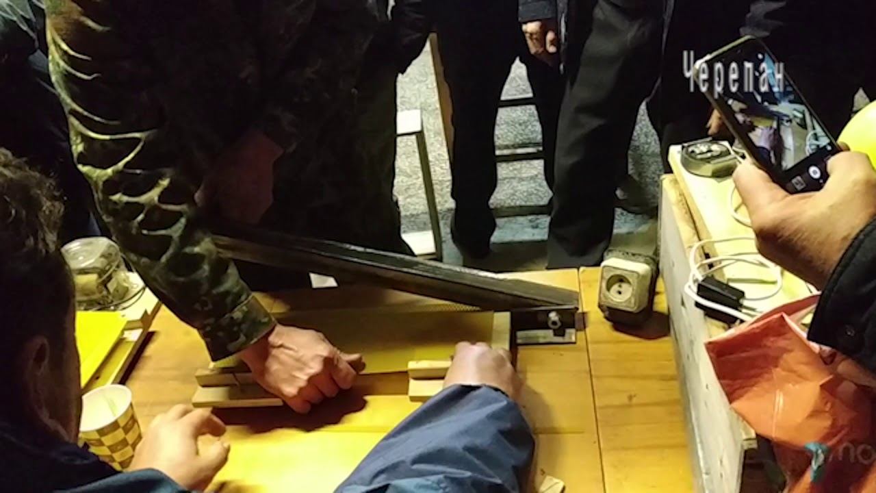 Самый лучший резак для вощины))))