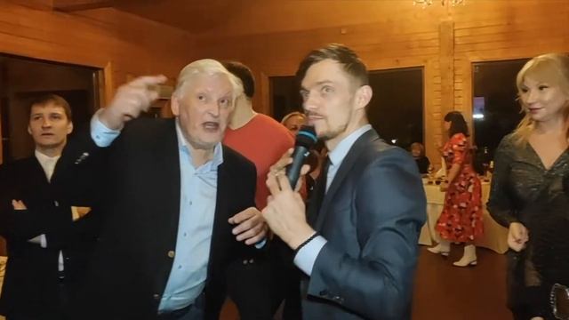 Конкурс Битва полов. Парни против девушек. ведущий Пежемский Егор