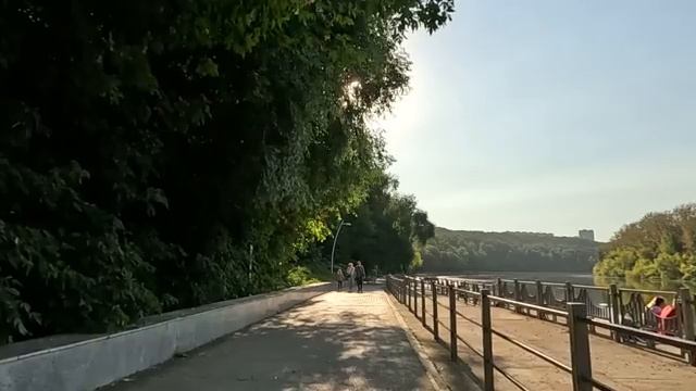 приехала навести мужа