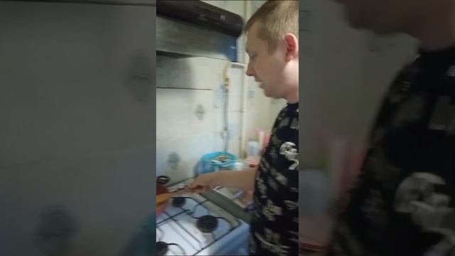 Готовлю начинку для пирожков!