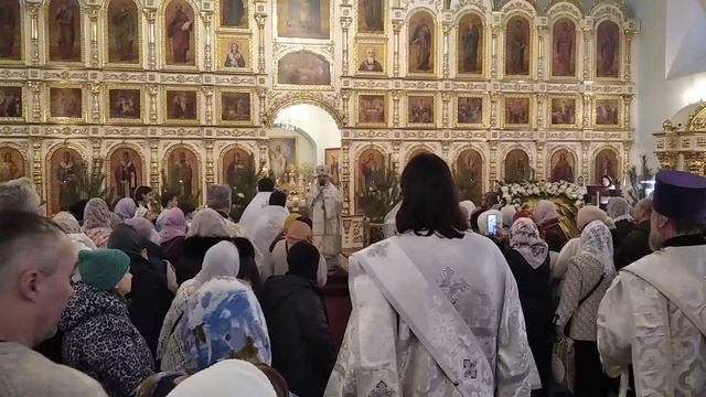 Многолетие и проповедь владыки Кирилла на Крещение 19-1-2025.mp4