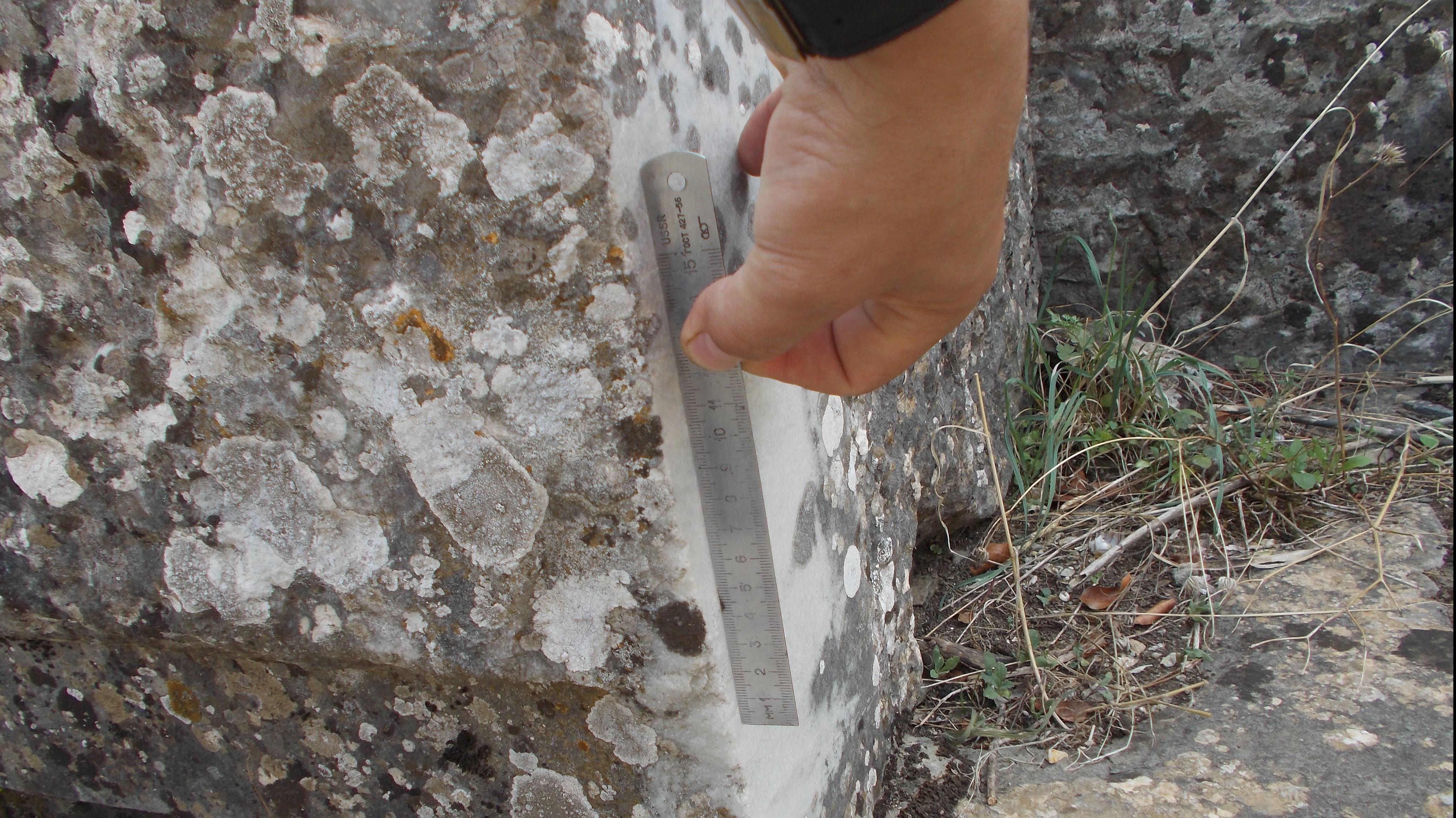 Точнейшие древние пропилы в мавзолее Белеви (Турция)