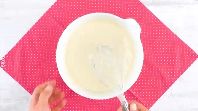 Профитроли с заварным кремом и карамельным соусом пошаговый рецепт