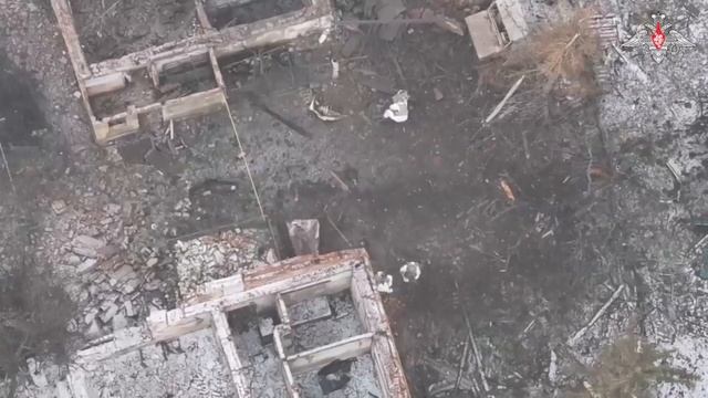 Мужественные действия российского бойца привели к ликвидации штурмовой группы ВСУ !!!