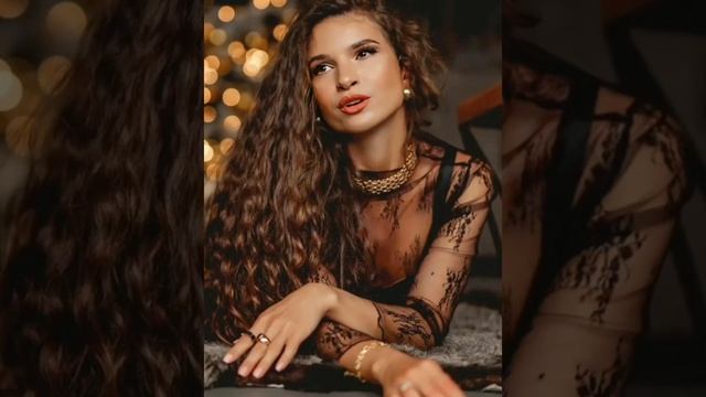 ,,Digital Creative AI Studio."#AI Avatar#Deluxe#Popular video show с искусственным интеллектом.