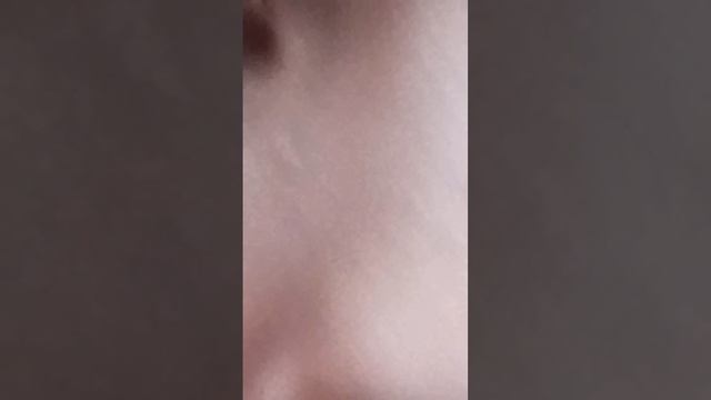 оцениваю как моя сестра делает уроки