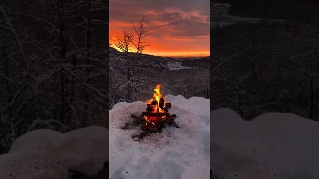 Костер 🔥

 #Костер  #огонь  #закат