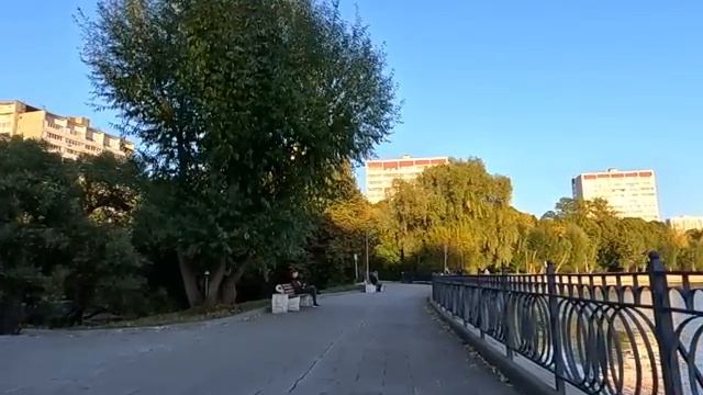 Очевидно что это Юля