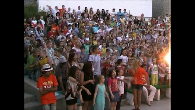 Детский лагерь Чайка (Алушта). Открытие смены (2012-06-20) (6)