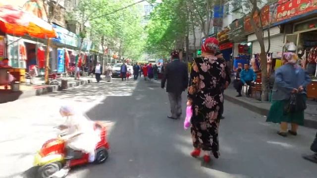 Urumqi—Jesse Lau，May 2016