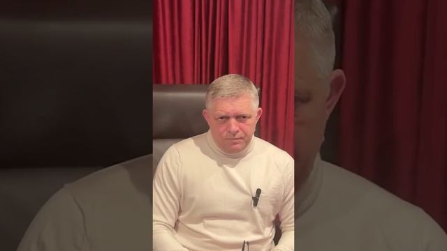 Зеленский считает, что все должны быть его слугами. В моём случае нашла коса на камень — Фицо

Премь