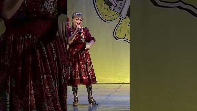 "КАЛИНА, РЯБИНА" поёт Ольга Салеева