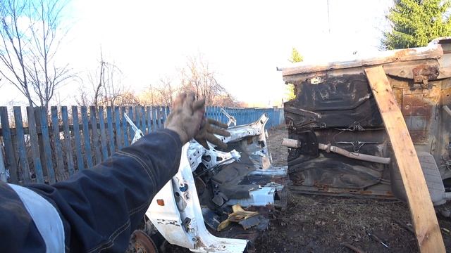решил пилить кузов вольво 850 универсал