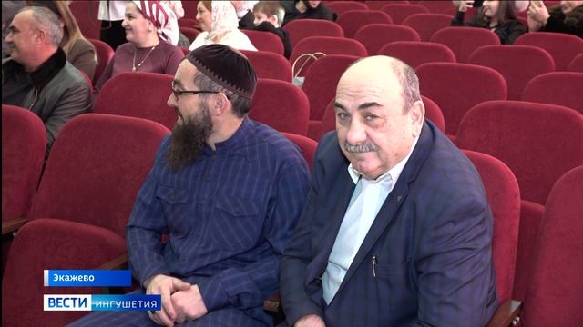 Педагогам и журналистам вручили Орден Александра Невского