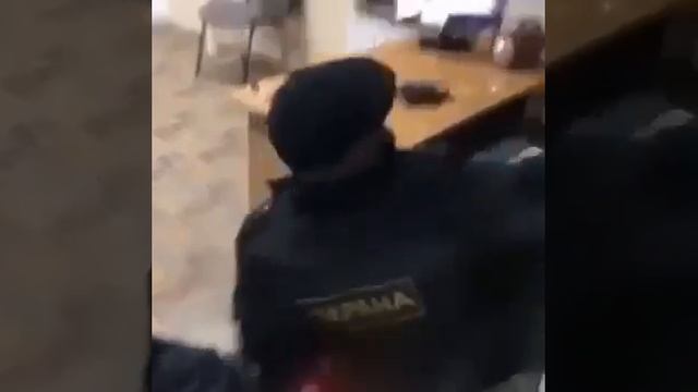 Бесстрашный охранник)
