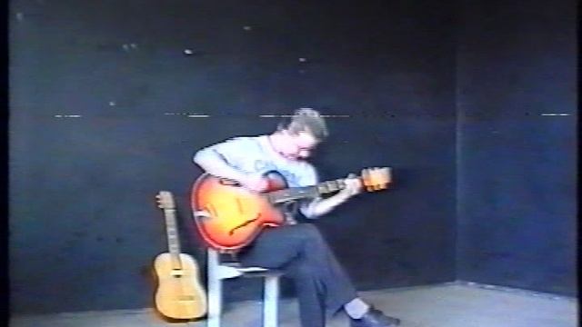 Алексей Некрасов - Live (19.10.1998г.) Училище Культуры г. Орёл.