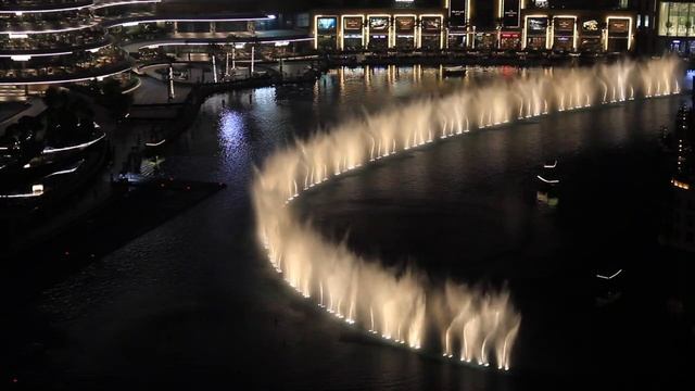 AMAZING DANCING FOUNTAIN IN DUBAI MALL _ THE SPECTACULAR DANCING FOUNTAIN & MUSIC AROUND THE WORLD.