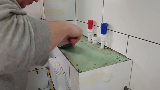 Укладка плитки.