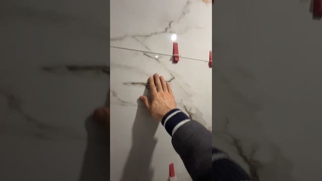Объект по ул. Есенина. Плиточные работы .