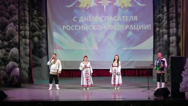 Народный ансамбль "Аюшка" - "Хуторок"