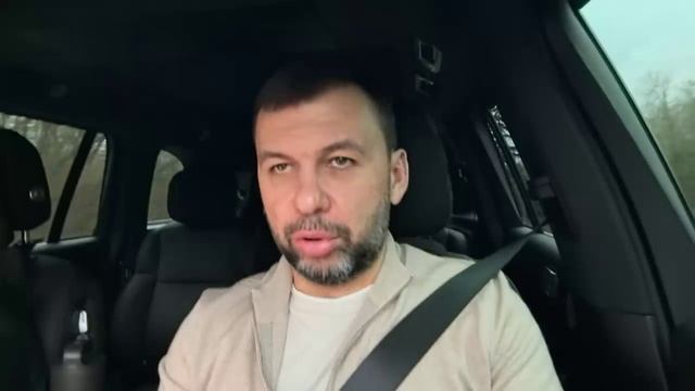 Глава ДНР Денис Пушилин подвел итоги недели в «Воскресном формате».
00:12 – Традиционно – обзор фро