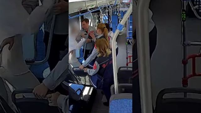 Мортал Комбат в автобусе Москвы