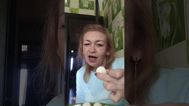 Кокосовые кето конфеты