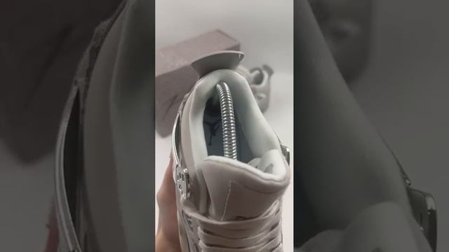 Кроссовки Nike Air Jordan 4 Retro (серые)