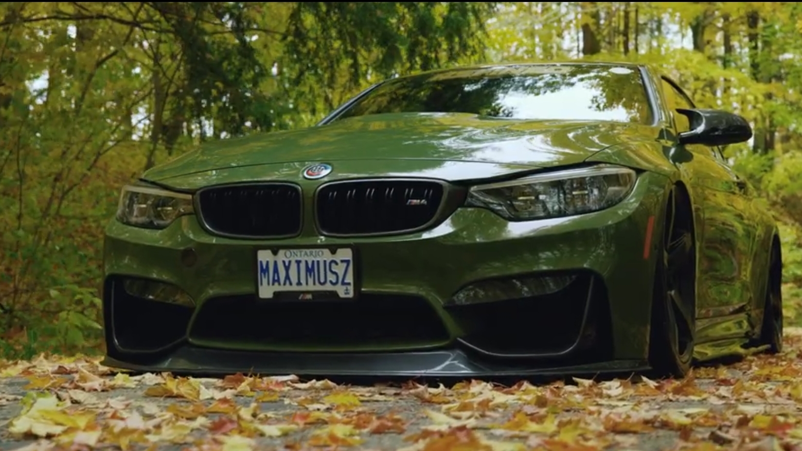 Элегантный BMW M4 F82 Urban Green