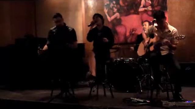 PARADE BAND - L.O.V.E (ACOUSTIC COVER)