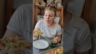МУКБАНГ. Пицца на тонком лаваше🍕, кофе☕️