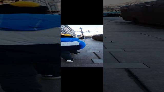 иду по улице.з
