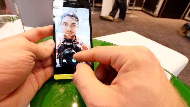 Archos 50 Diamond Hands On [4K]