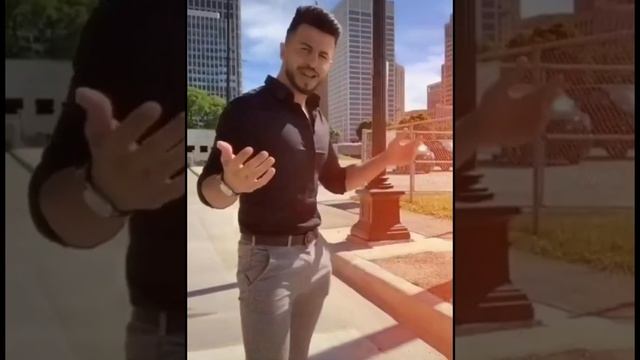 1000016151.mp4,,Digital Creative AI Studio."#AI Avatar#Deluxe#Popular video show с искусственным инт