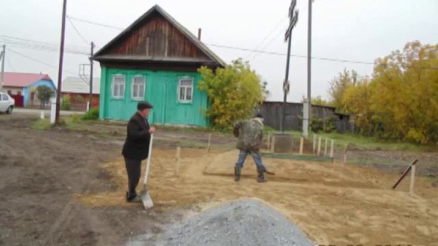 Поклонный крест с.Емуртла